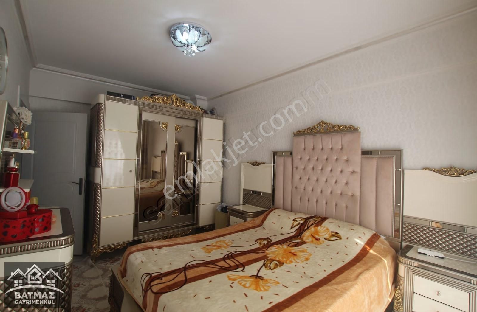 Abdülkadir Hastane Karşısı Satılık (2+1) Daire - Görsel 3