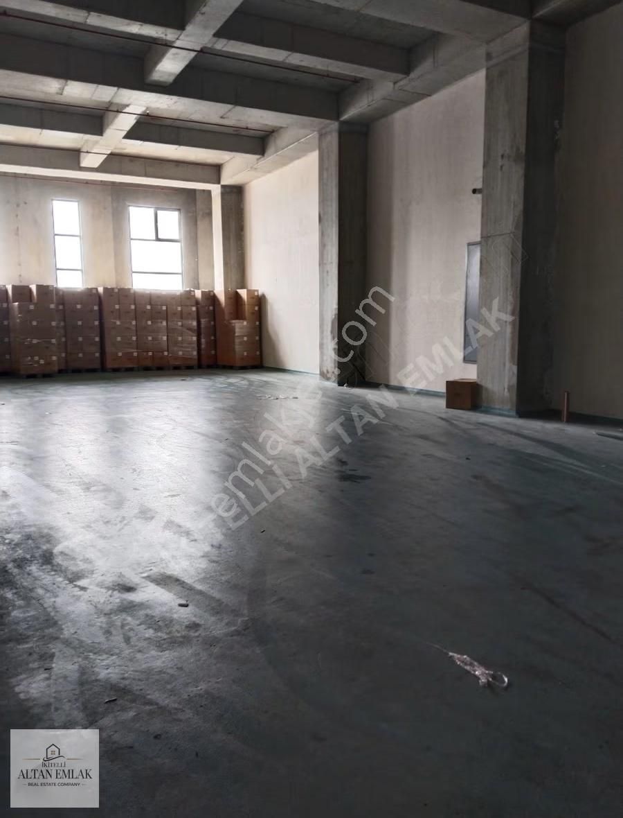 230 M2 Net, 7 M Yükseklik Prestijli Bina, Tır Kamyon Yanaşır - Görsel 2