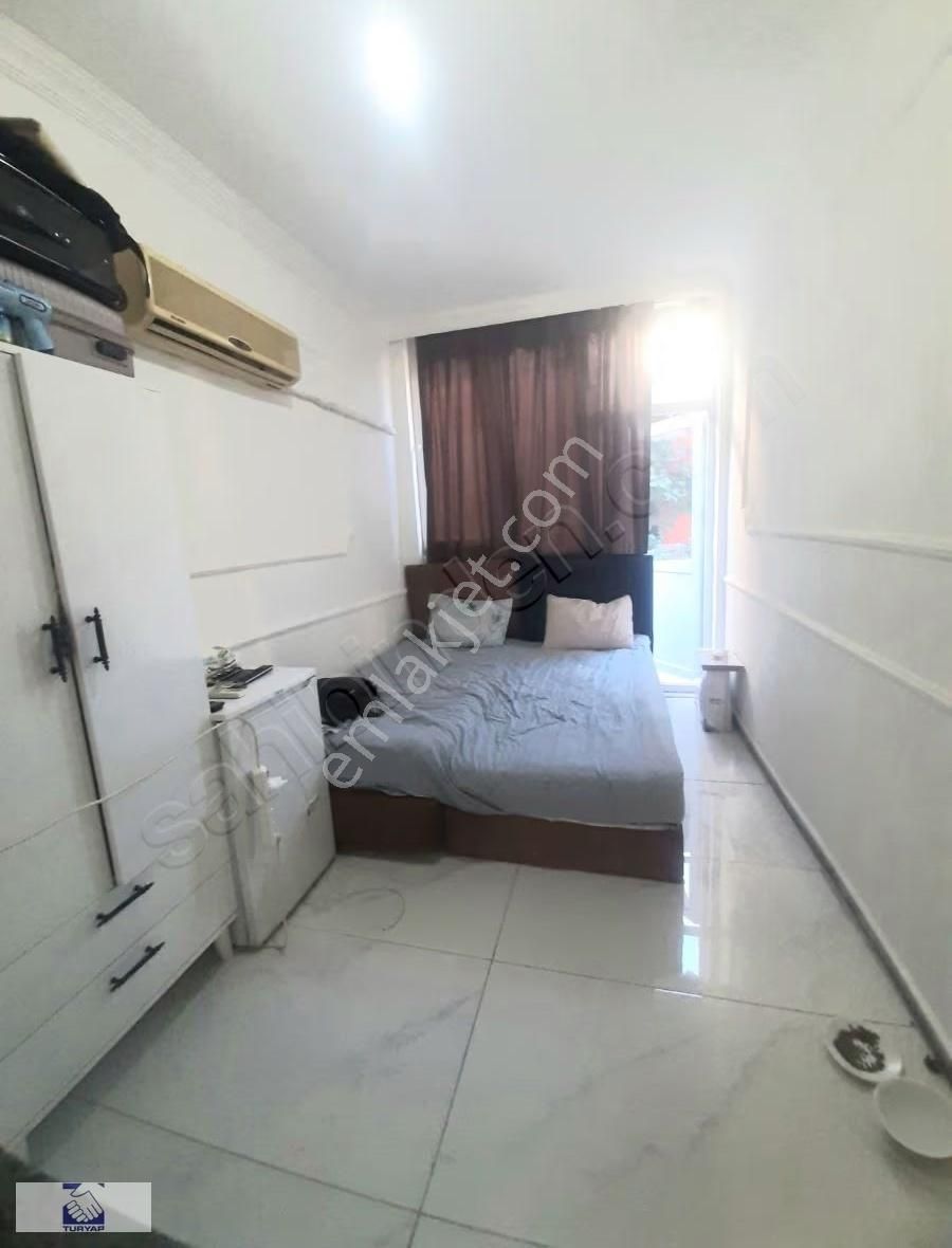 Side'de Kiralık Daire 1+0 Havuzlu & Eşyalı Denize 500 Mt. - Görsel 3