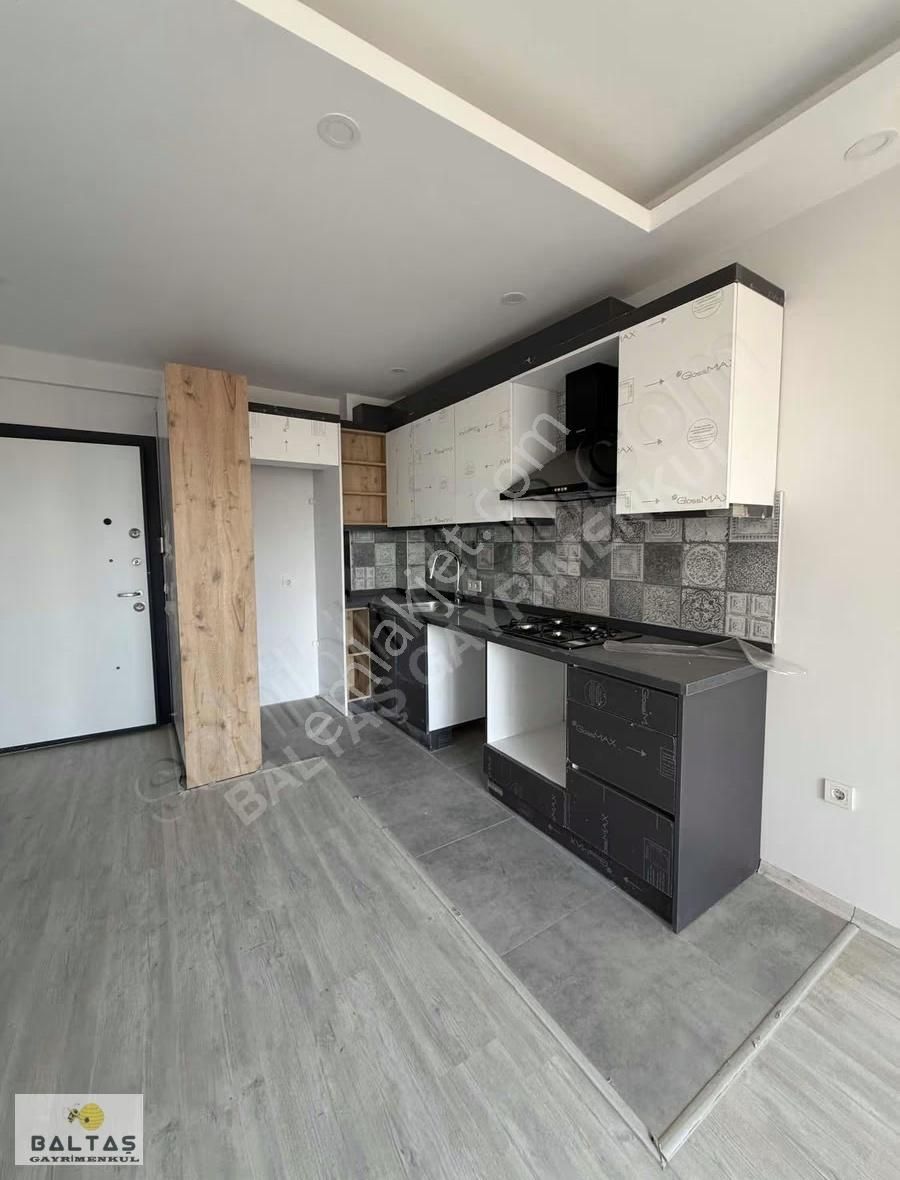 Altıntaş'ta 1+1 İskânlı Ve Havuzlu Daire - Görsel 9