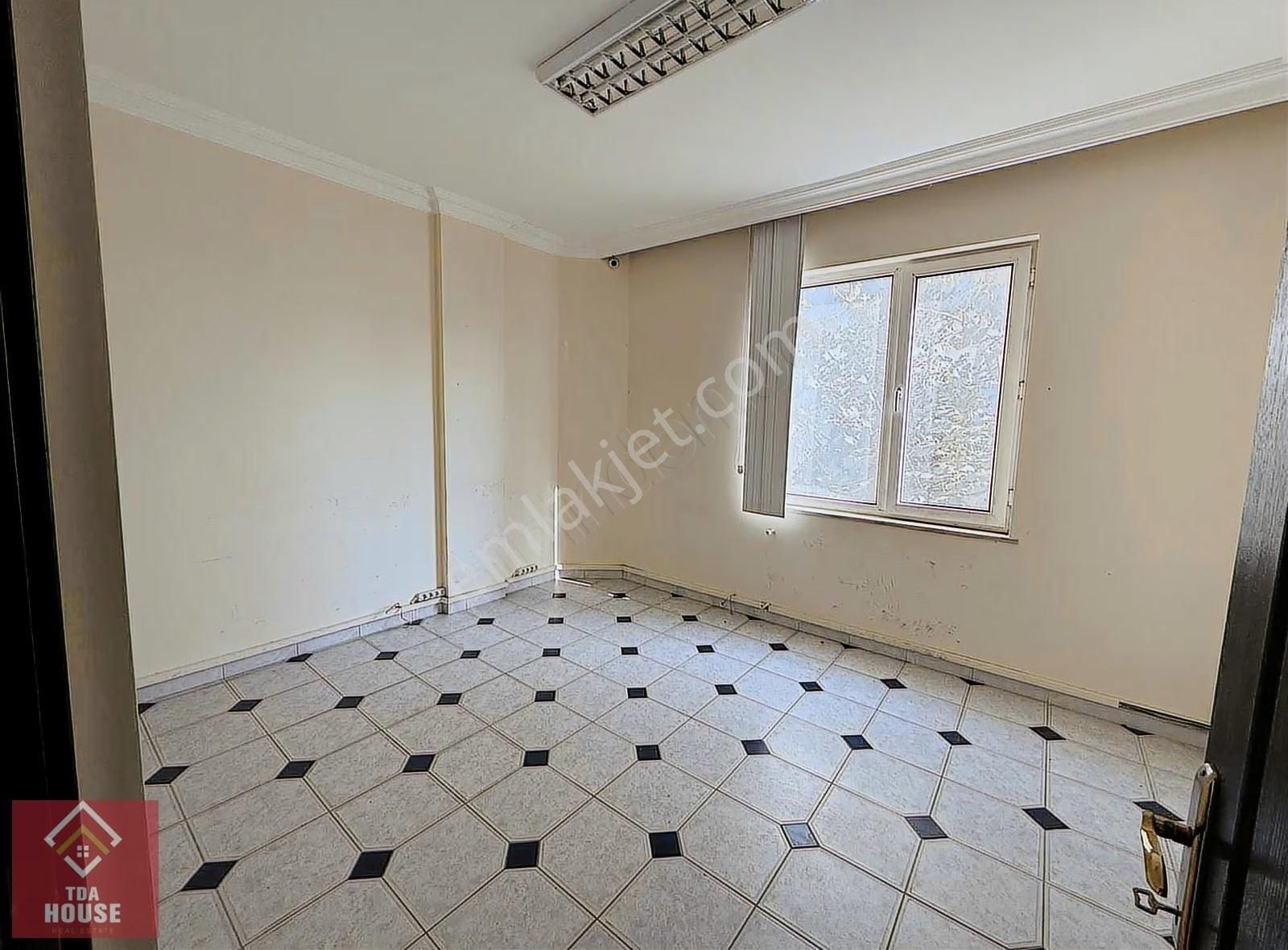 Güzeloba Satılık 6+2 Villa - Görsel 14