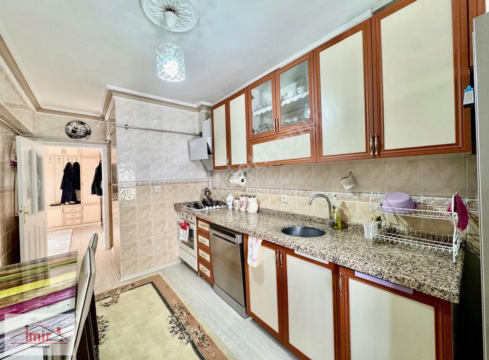 Pursaklar İmir Emlak'tan Merkezi Konumda Gd Cephe 3+1 Daire .. - Görsel 4