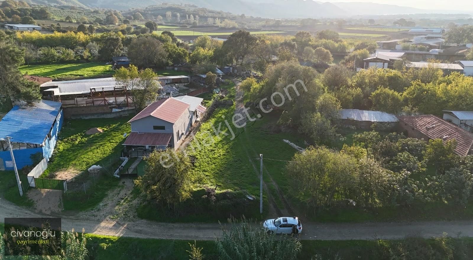 Nilüfer Akçalar'da Köy İçine Yakın 825m² Tarla - Görsel 2