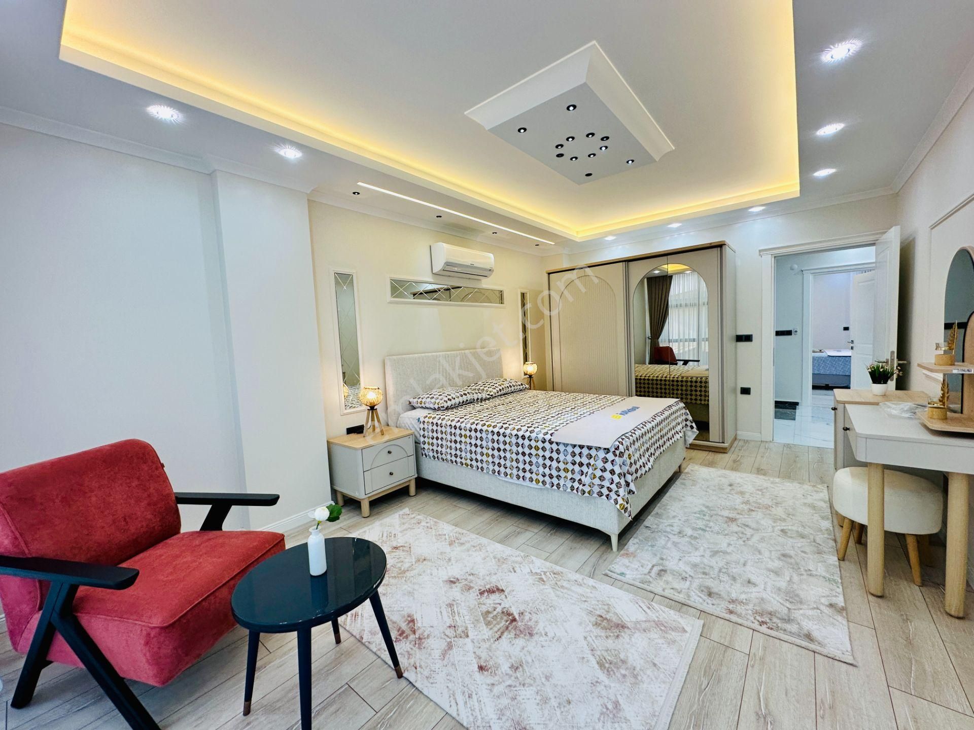 Villacı Onur'dan Altınkumda Satılık Köşebaşı 5+1 Ayrı Mutfaklı Full Eşyalı Lüx Villa - Görsel 24