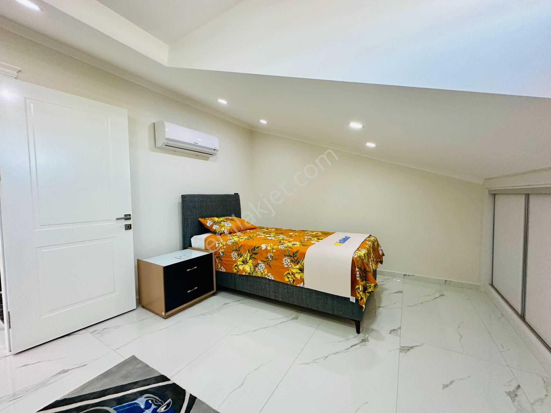 Villacı Onur'dan Altınkumda Satılık Köşebaşı 5+1 Ayrı Mutfaklı Full Eşyalı Lüx Villa - Görsel 32