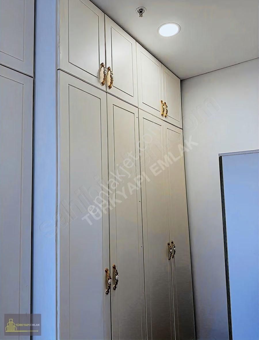 İstanbul Sarayları Göl Manzaralı 2+1 Eşyalı Kiralık Daire 124 M² - Görsel 16