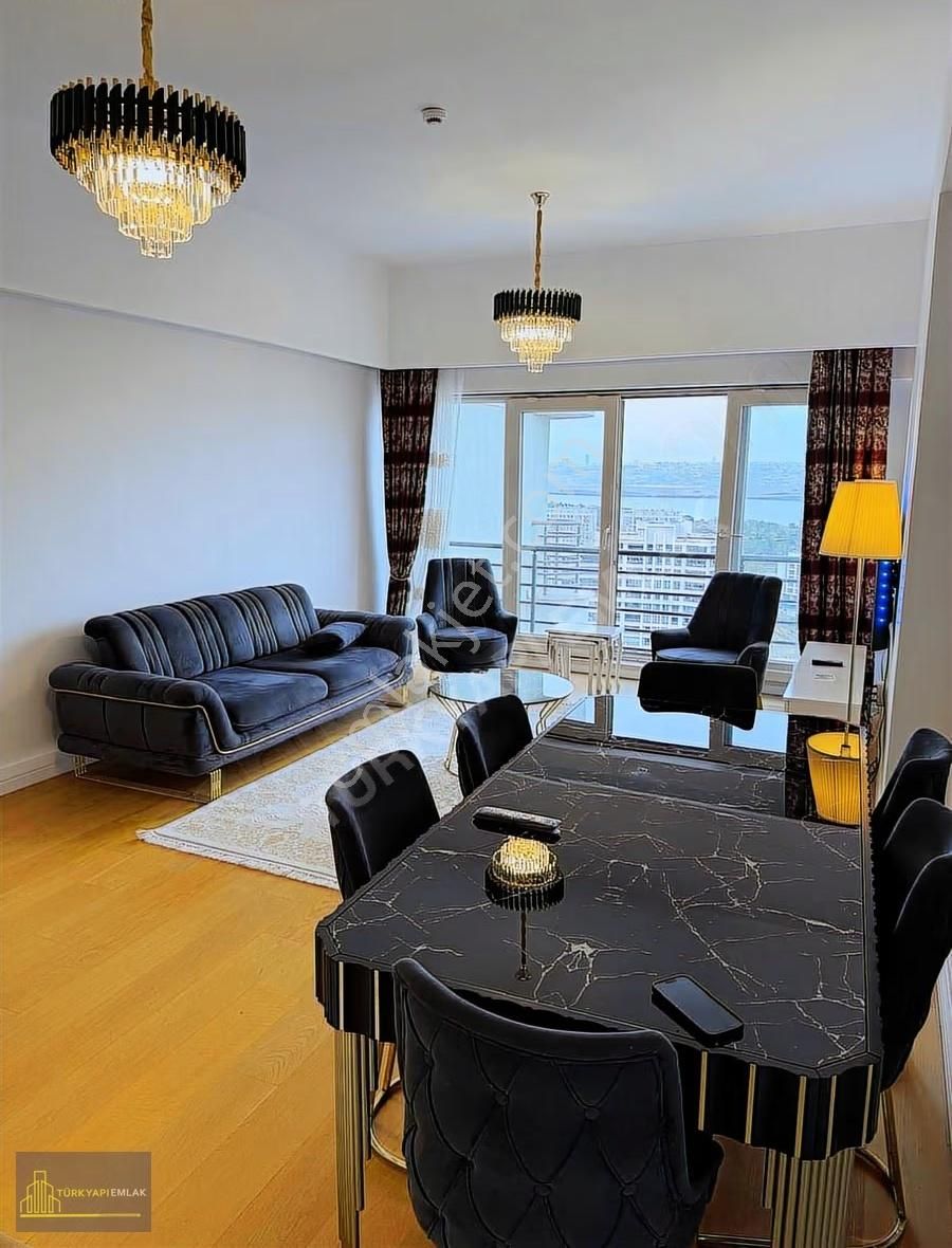 İstanbul Sarayları Göl Manzaralı 2+1 Eşyalı Kiralık Daire 124 M² - Görsel 15