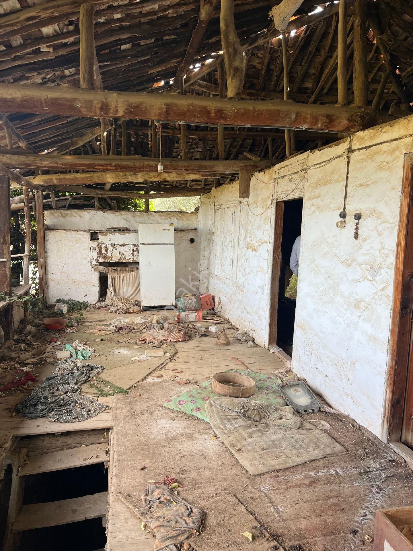 İzmir Beydağ Beyköy'de Manzaralı 150 M2 2+1 Taş Ev. Açıklamayı Okuyarak Arayınız. - Görsel 20