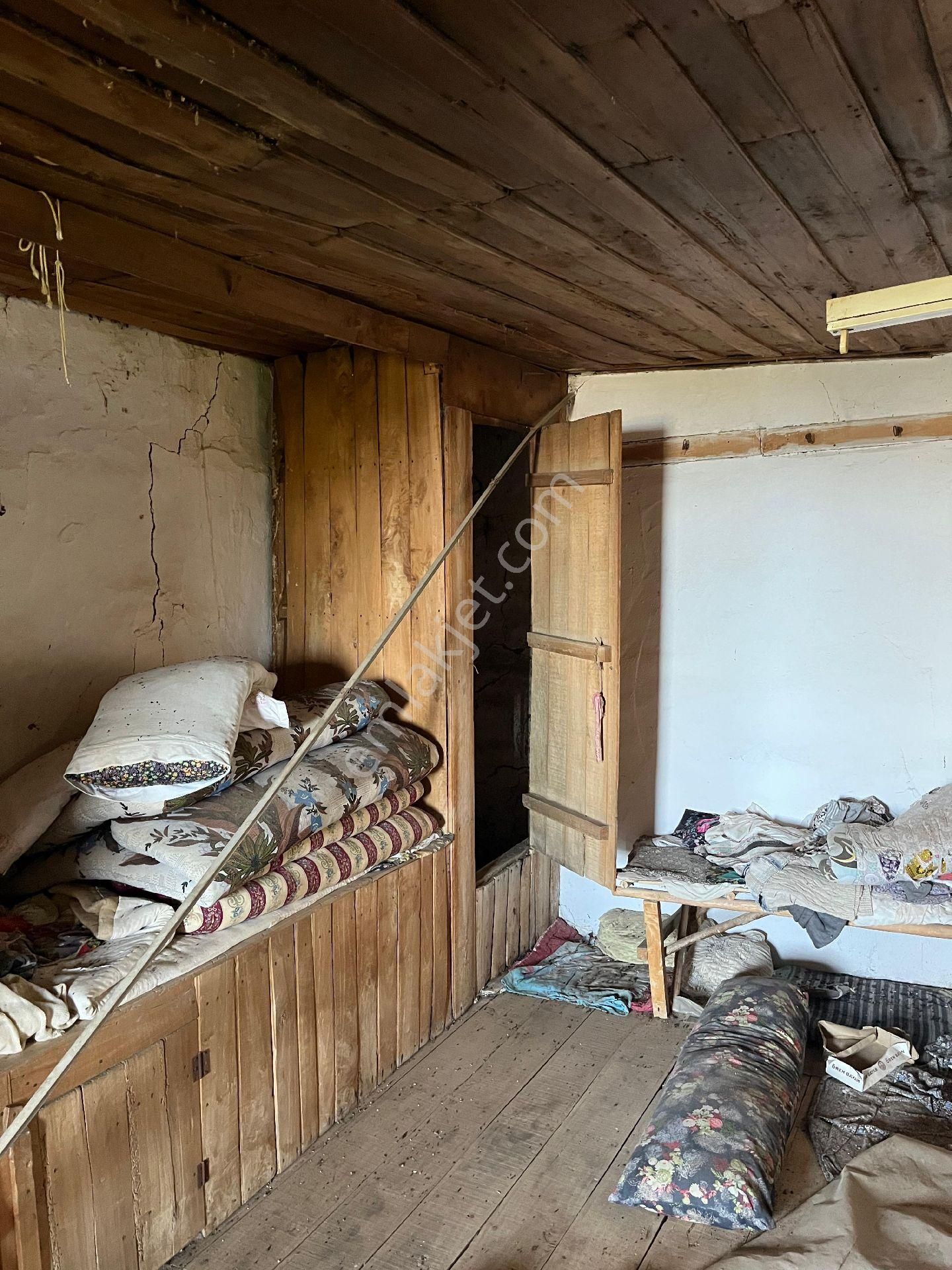 İzmir Beydağ Beyköy'de Manzaralı 150 M2 2+1 Taş Ev. Açıklamayı Okuyarak Arayınız. - Görsel 22