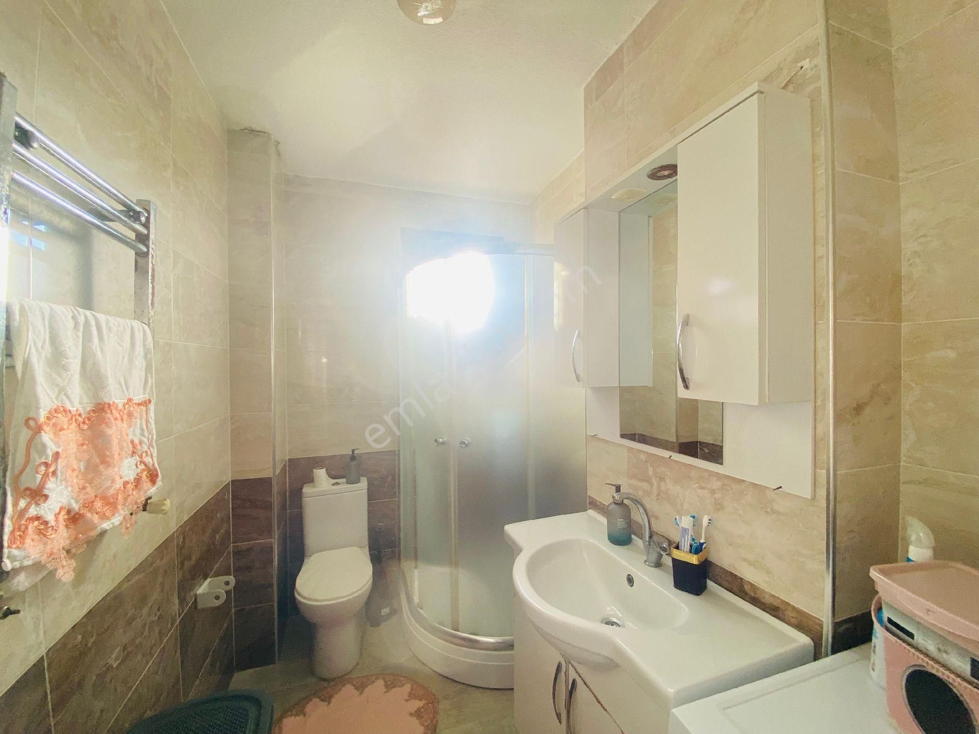 Adil Mah. 5+2 İskanlı Mükemmel Konumda Çatı Dubleks - Görsel 10