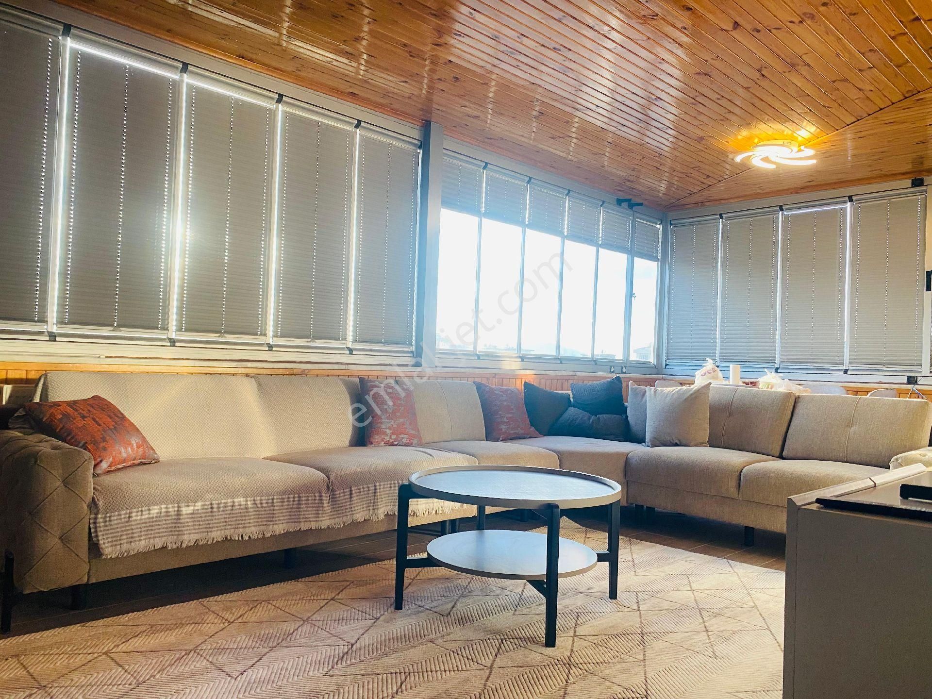 Adil Mah. 5+2 İskanlı Mükemmel Konumda Çatı Dubleks - Görsel 24