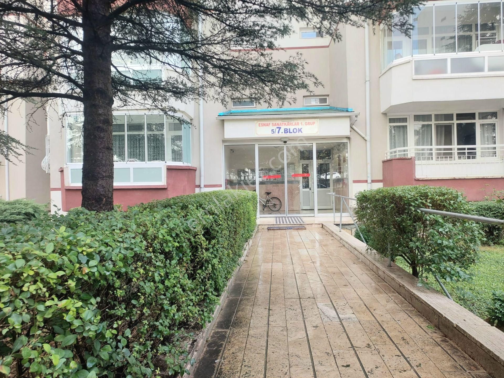 Taşınmaya Hazır, Yeni Tadilatlı, Asansörlü, Önü Açık, Daire!!