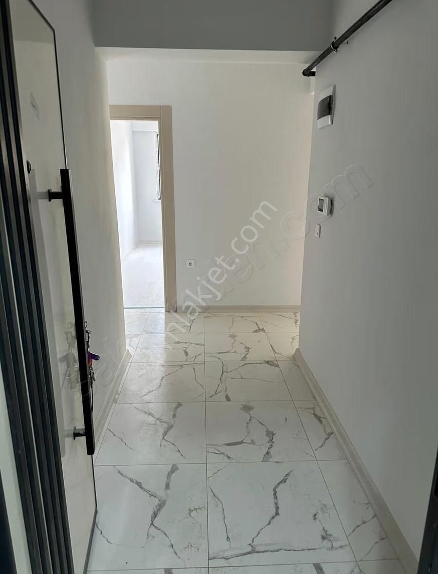 İstasyon - Tepe Mevkiinde Lüks 3+1 Daire