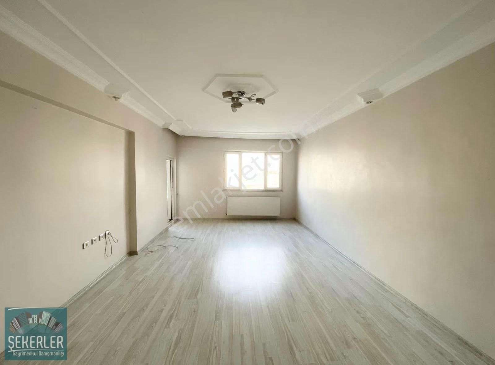 Şekerlerden Metroya Yakın Merkezi Konumlu Ara Kat Kiralık Daire - Görsel 16