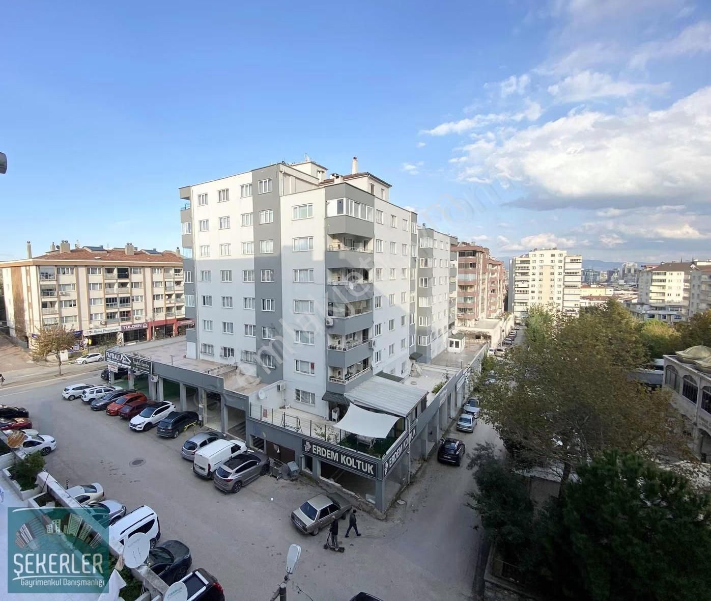 Şekerlerden Metroya Yakın Merkezi Konumlu Ara Kat Kiralık Daire - Görsel 8