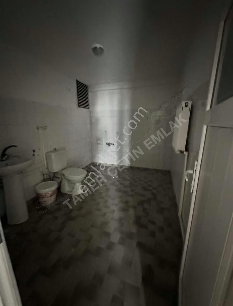 Çarşı Merkezde Kiralık - Görsel 7