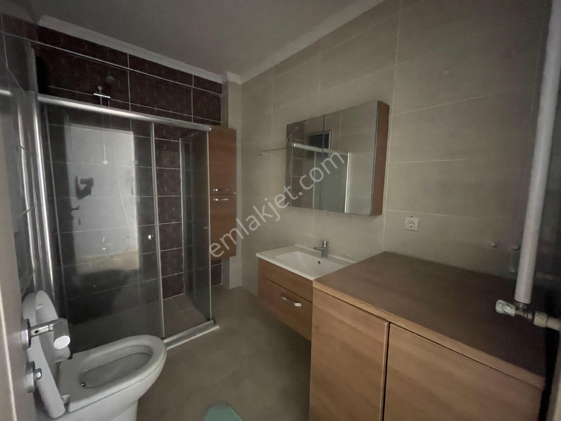 Yalıncak'ta Florya Sitesinde Kiralık Daire - Görsel 33