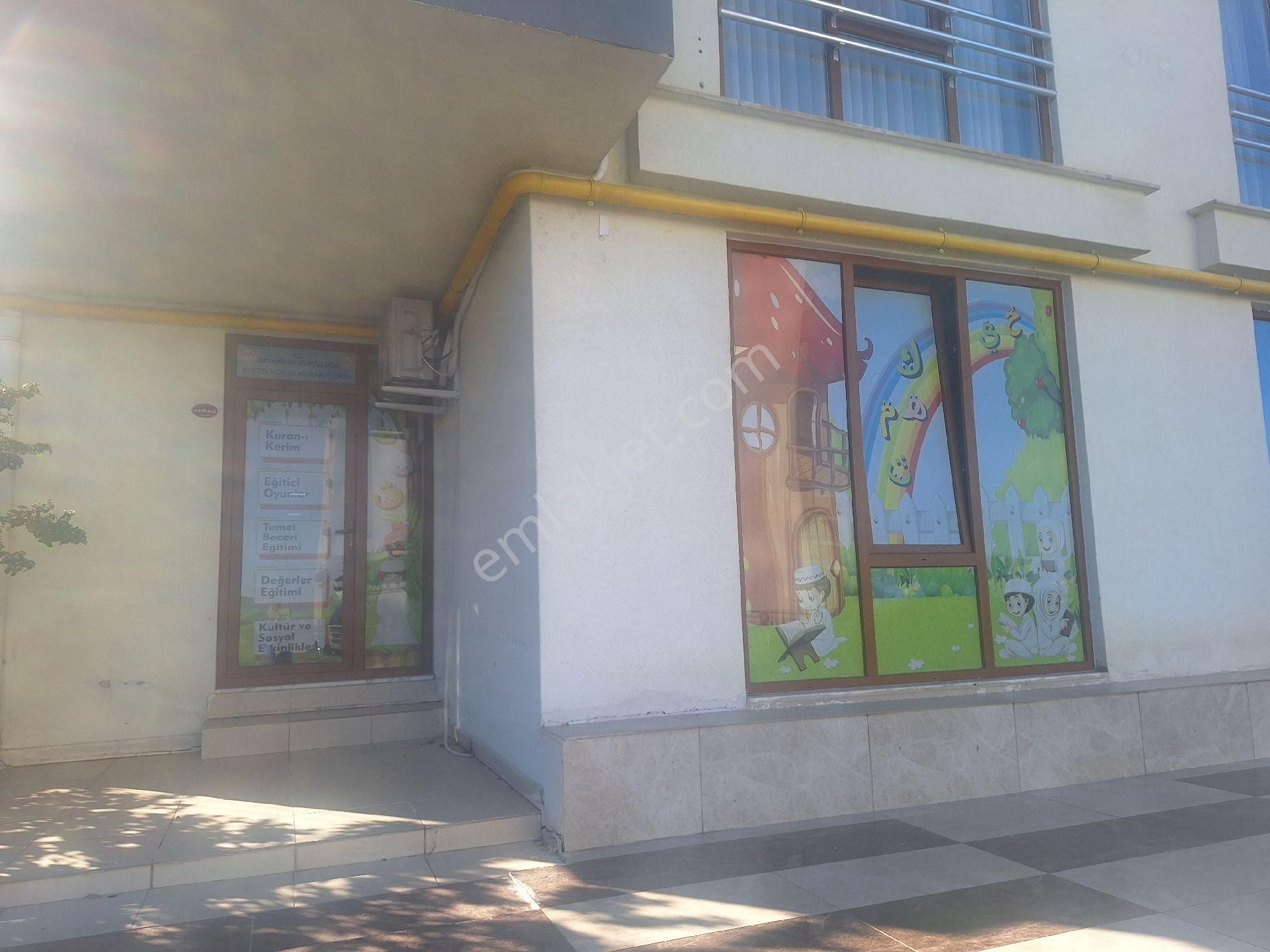 Yalıncak'ta Florya Sitesinde Kiralık Daire - Görsel 13