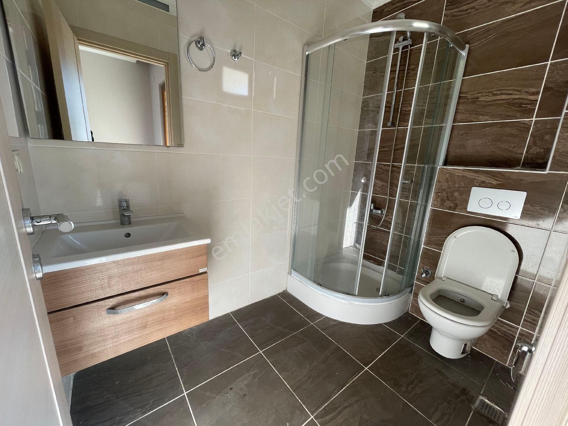 Yalıncak'ta Florya Sitesinde Kiralık Daire - Görsel 35