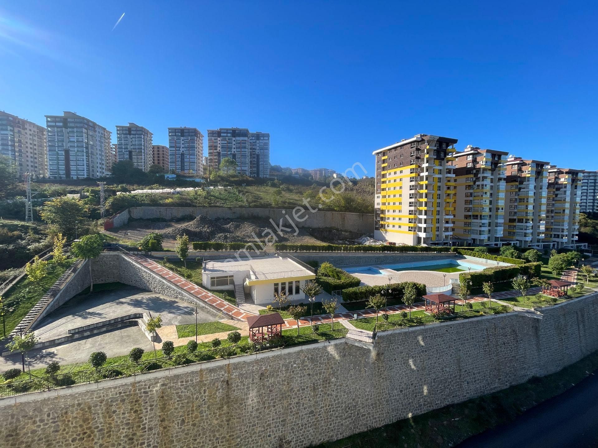 Yalıncak'ta Florya Sitesinde Kiralık Daire - Görsel 12