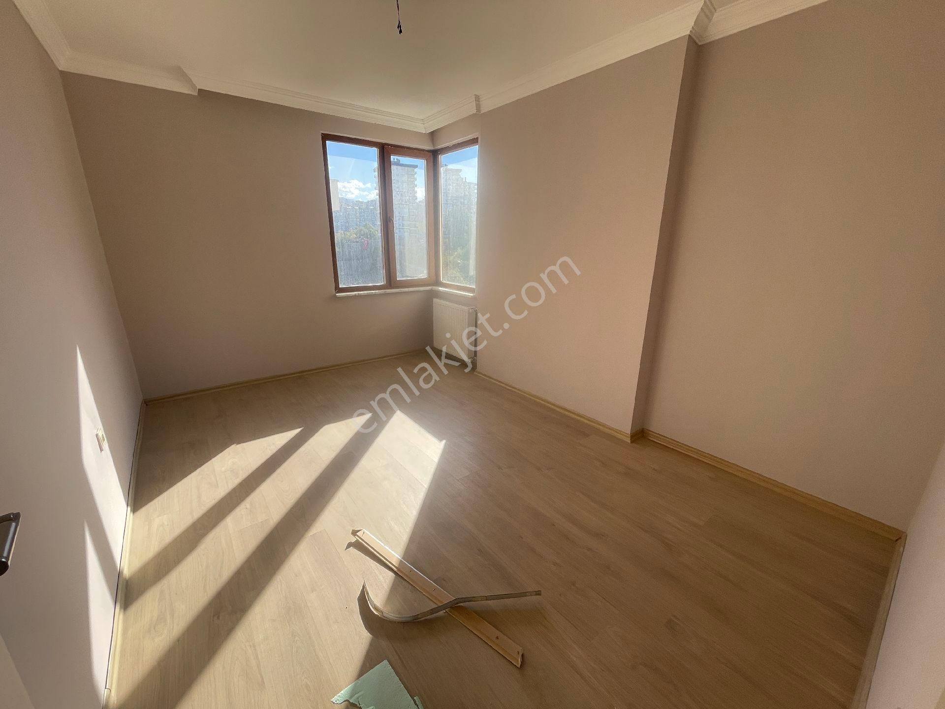 Yalıncak'ta Florya Sitesinde Kiralık Daire - Görsel 25