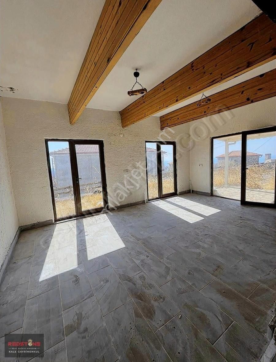 Ayvacık Naldöken'de Eşsiz Deniz Manzaralı Bahçeli Villa - Görsel 15