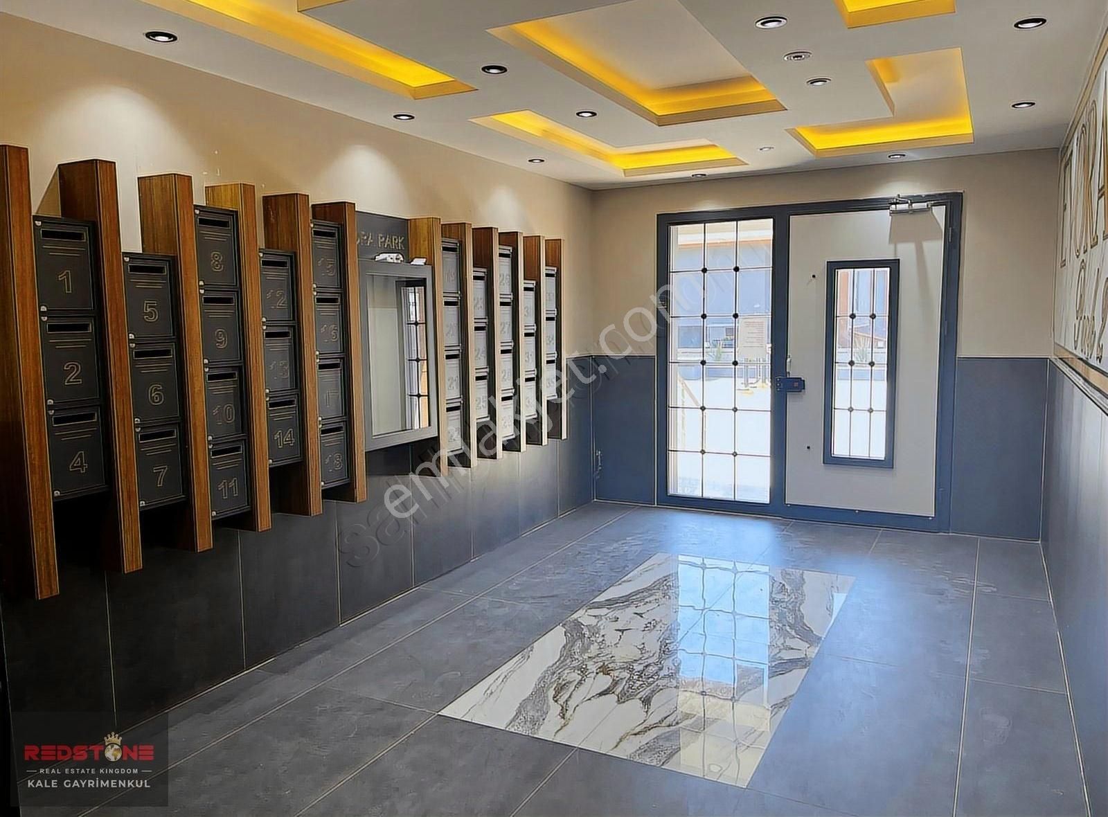 Çanakkale Esenler De Geniş Lüks 3+1 Daire - Görsel 15