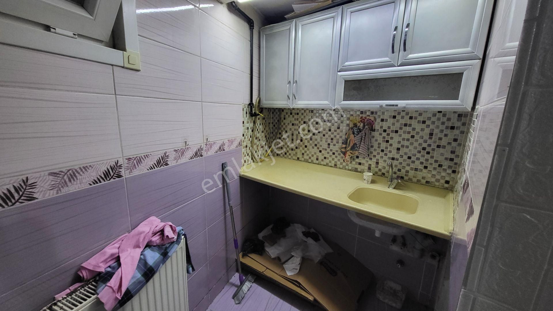 Fatih Derviş Ali Mah. Satılık Müstakil Komple Bina 4 Katlı - Görsel 32