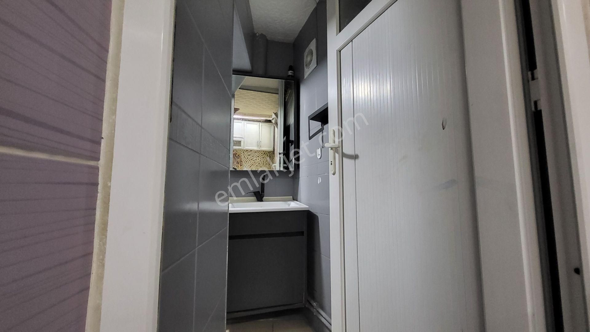 Fatih Derviş Ali Mah. Satılık Müstakil Komple Bina 4 Katlı - Görsel 35