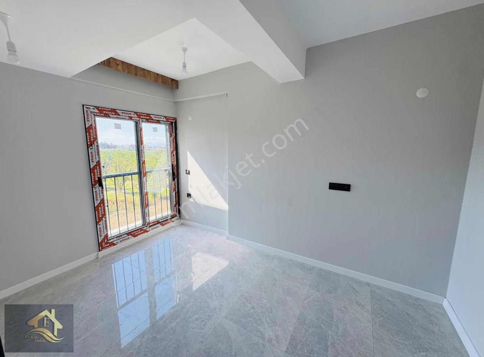 Kuşadası Davutlar'da Tek Müstakil Özel Havuzlu 3+1 Villa - Görsel 3