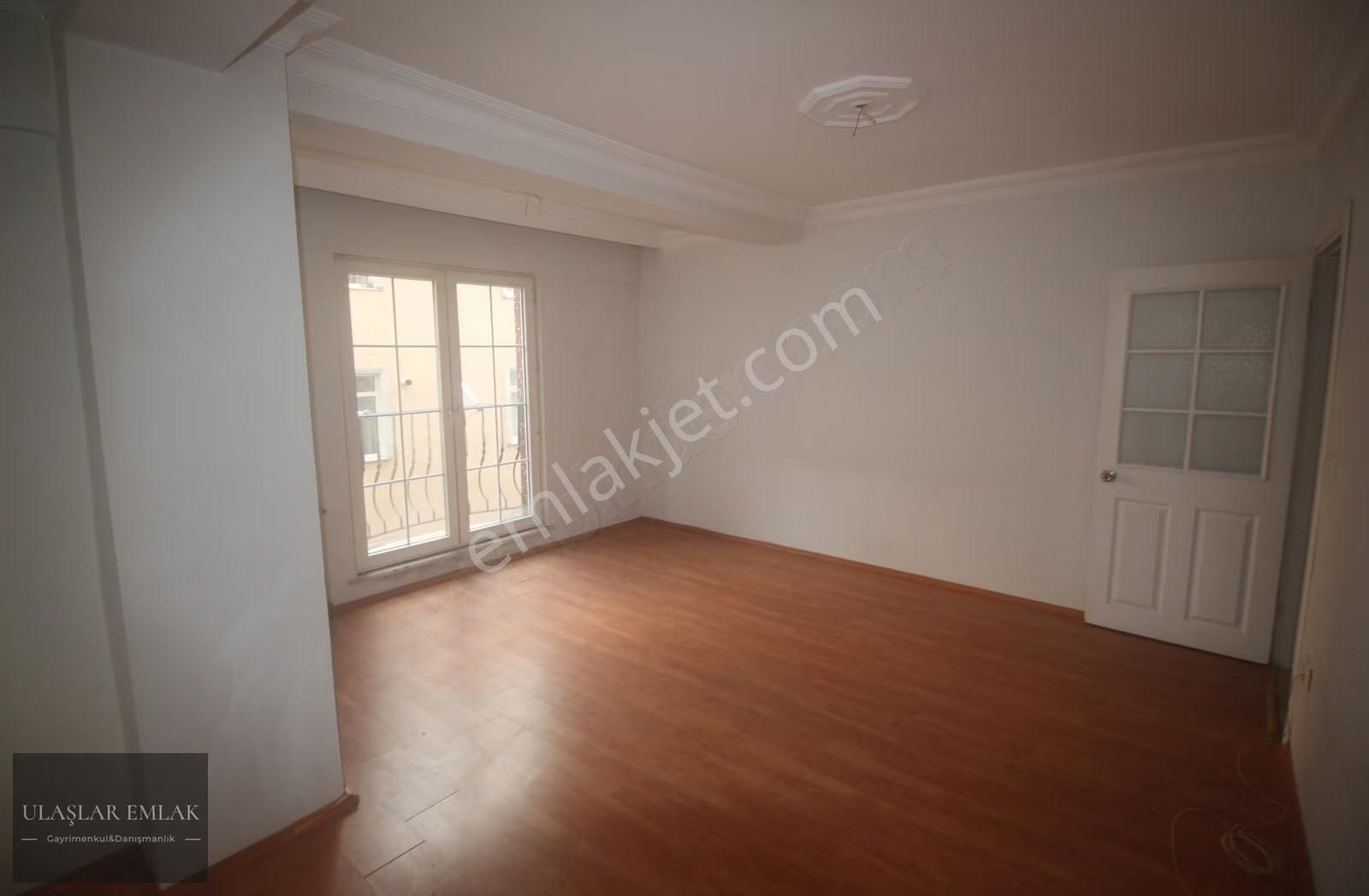 Ümraniye Çamlık Mah 2+1 90 M2 Kiralık Arakat Daire