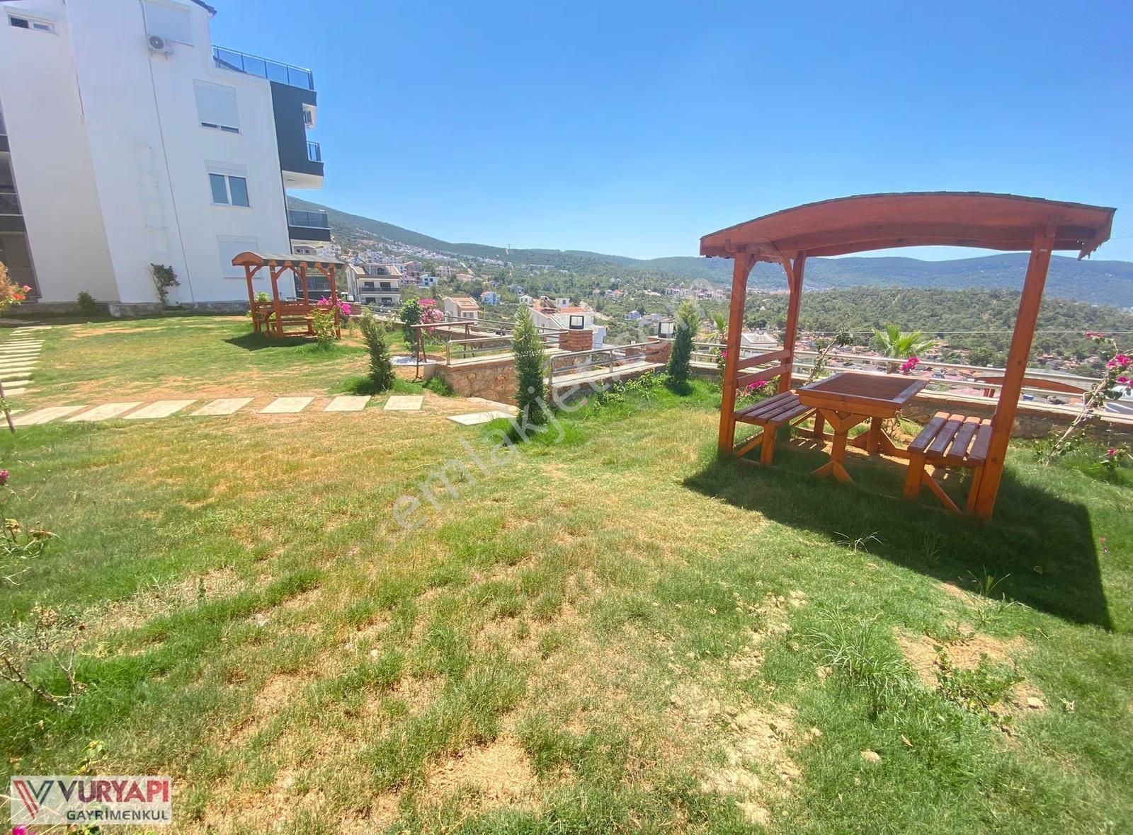 Akbük'te Uygun Fiyata 2+1 Deniz Manzaralı Eşyalı Yazlık - Görsel 9