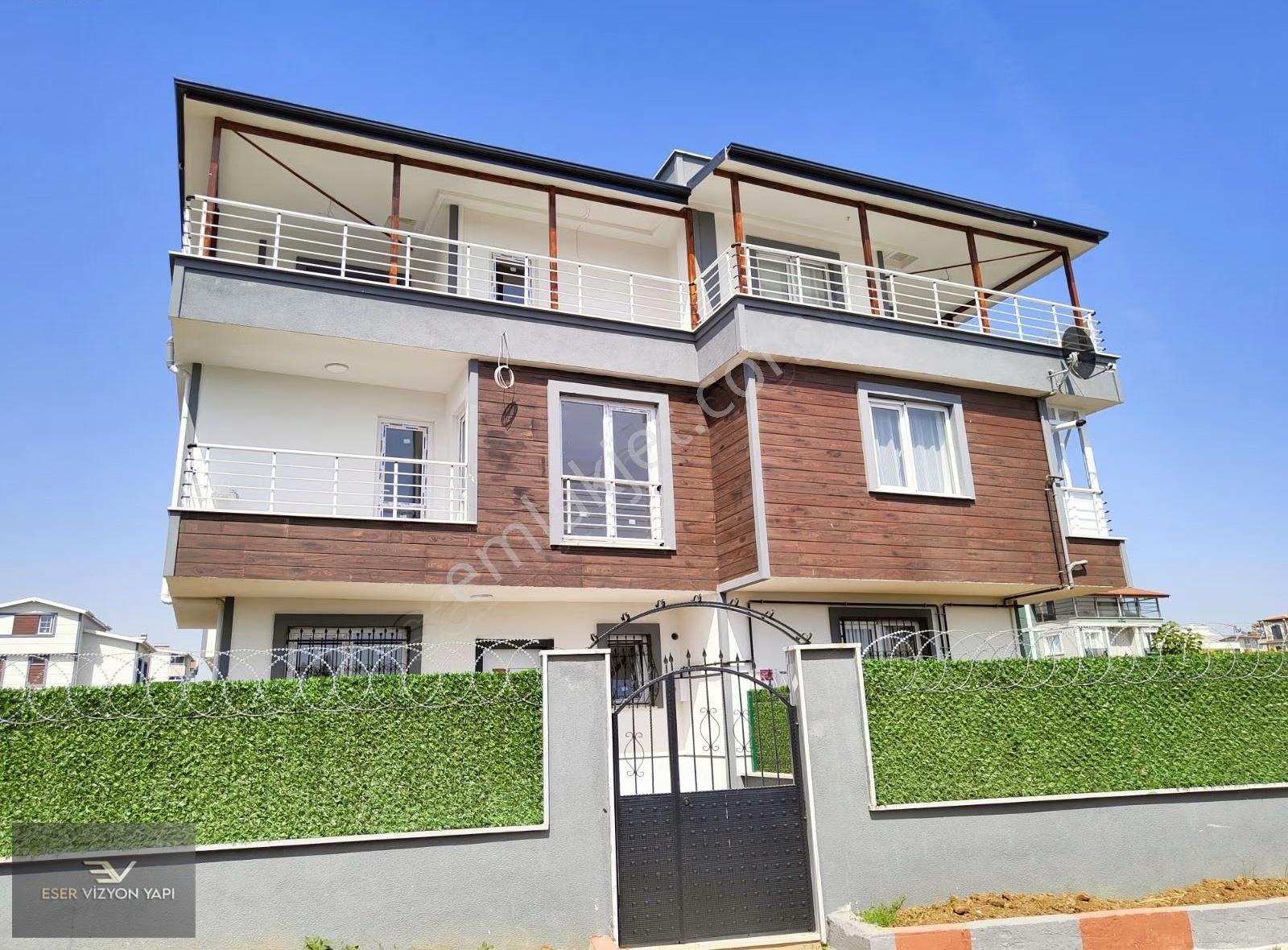 #eser Vizyon# İskanlı Teraslı Lüks Merkezi Konumda Bahçeli Villa - Görsel 28