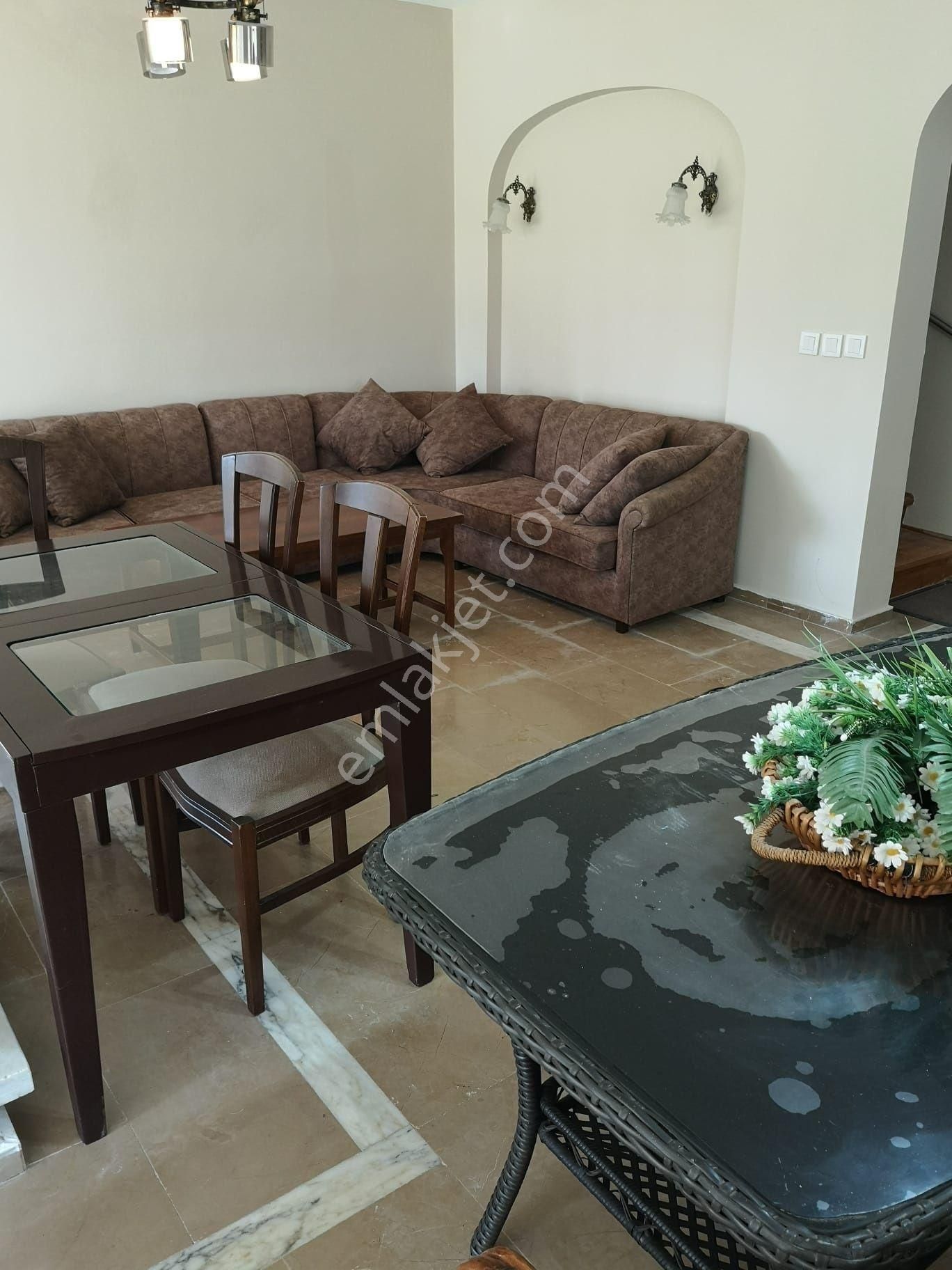 Ilıca Denize Düzayak 250m Havuzlu Sitede 4+1 Dubleks Villa - Görsel 17