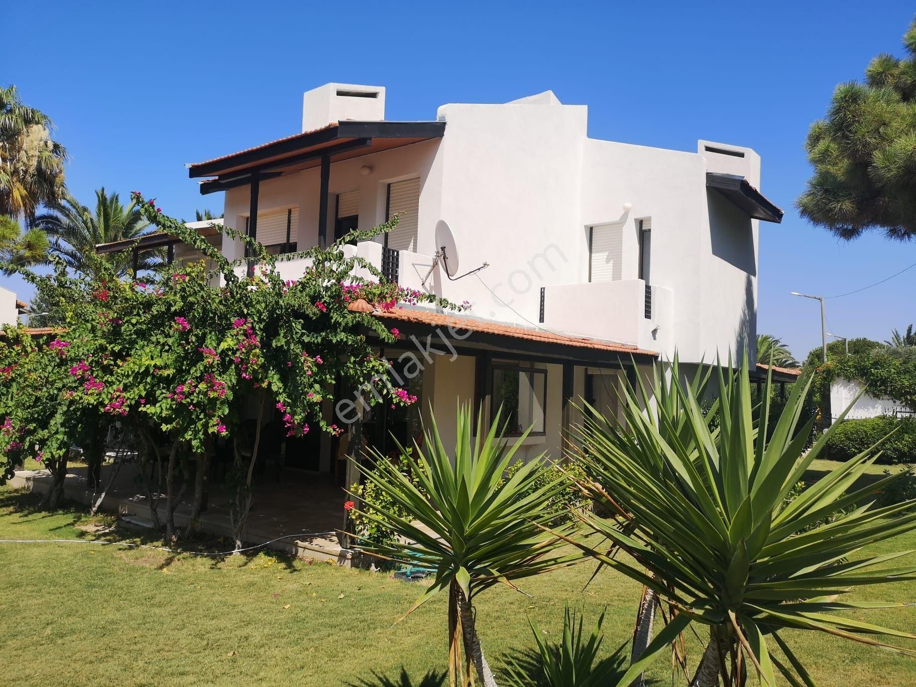 Ilıca Denize Düzayak 250m Havuzlu Sitede 4+1 Dubleks Villa - Görsel 8