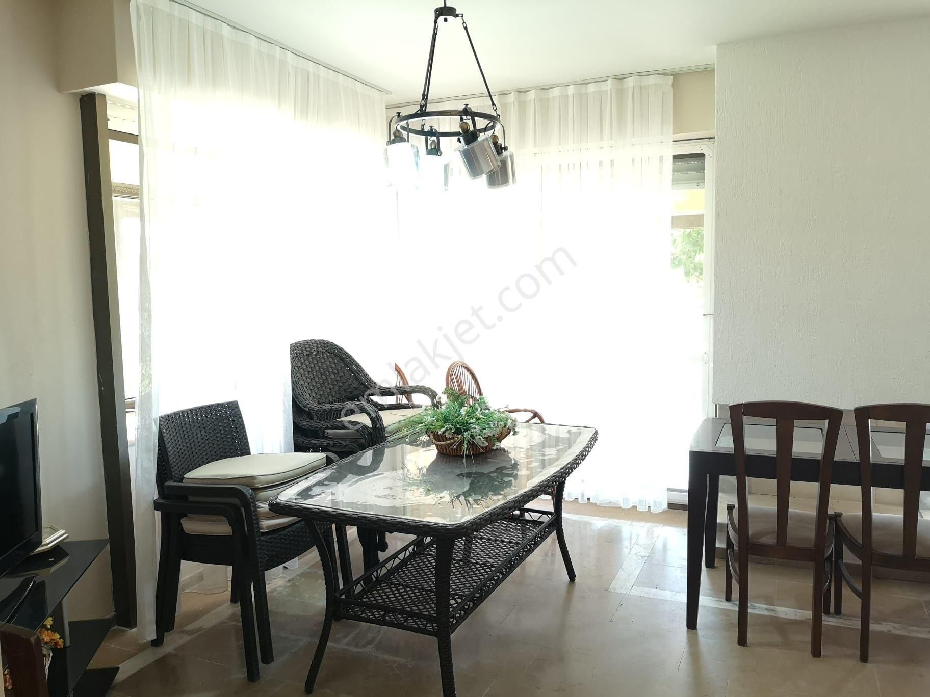 Ilıca Denize Düzayak 250m Havuzlu Sitede 4+1 Dubleks Villa - Görsel 18