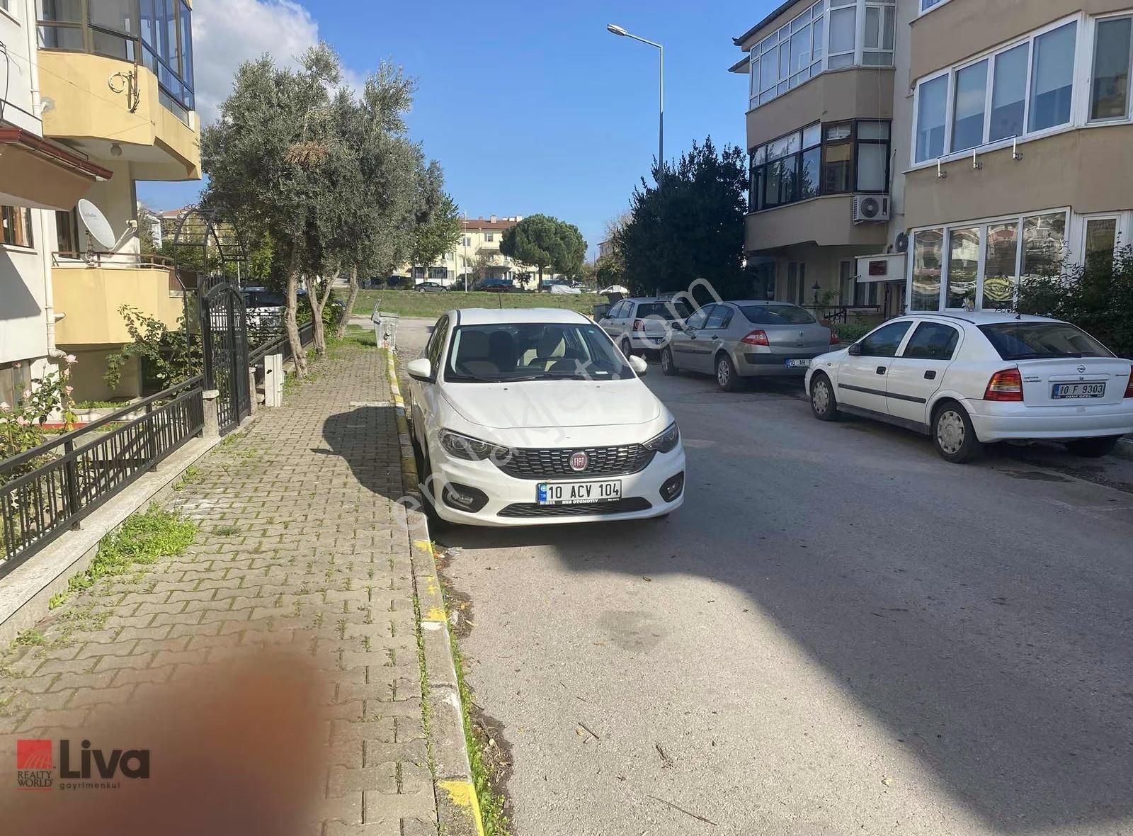 Liva Dan Bahçelievler Mahallesinde Diş Hastanesi Yakını 3+1 - Görsel 12