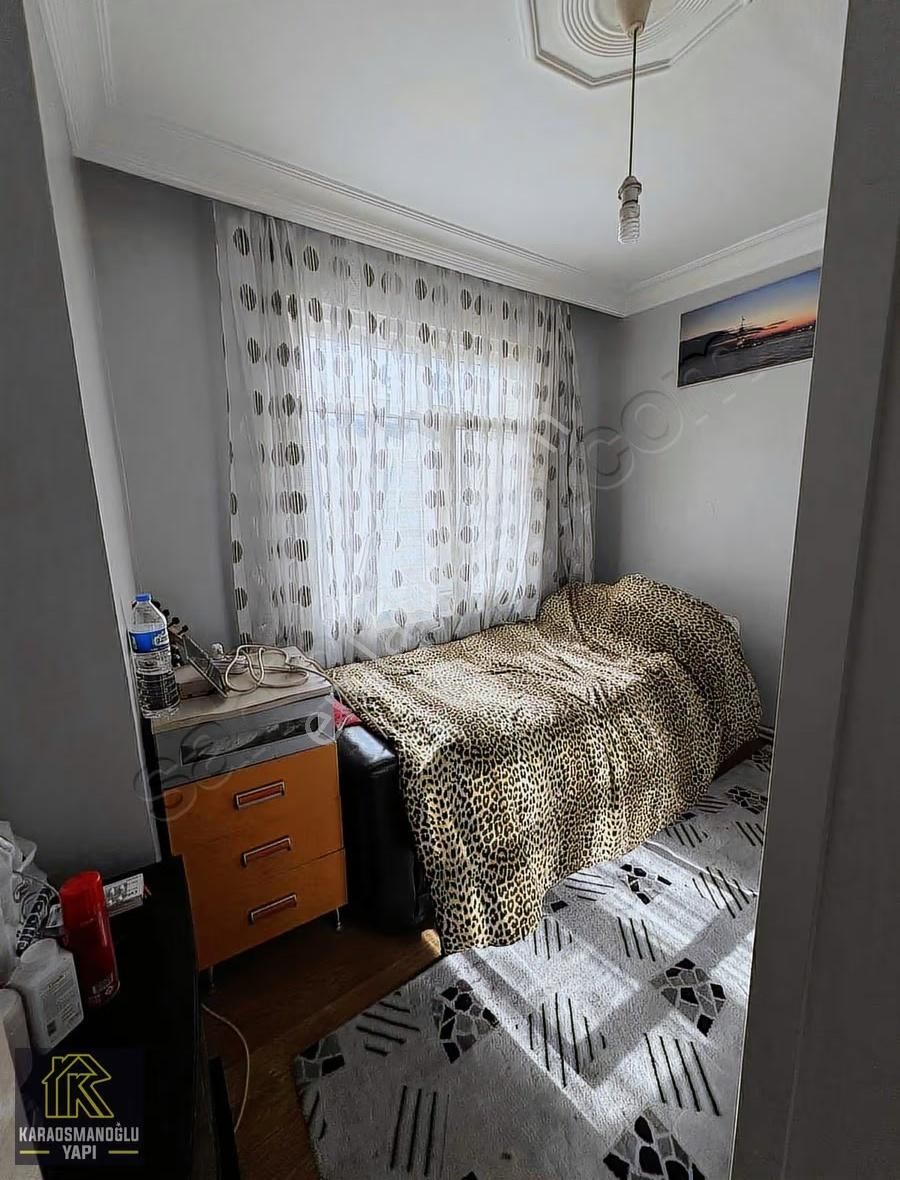 Veliefendide Satılık Krediye Uygun Asansörlü 130 M 3+1 - Görsel 3