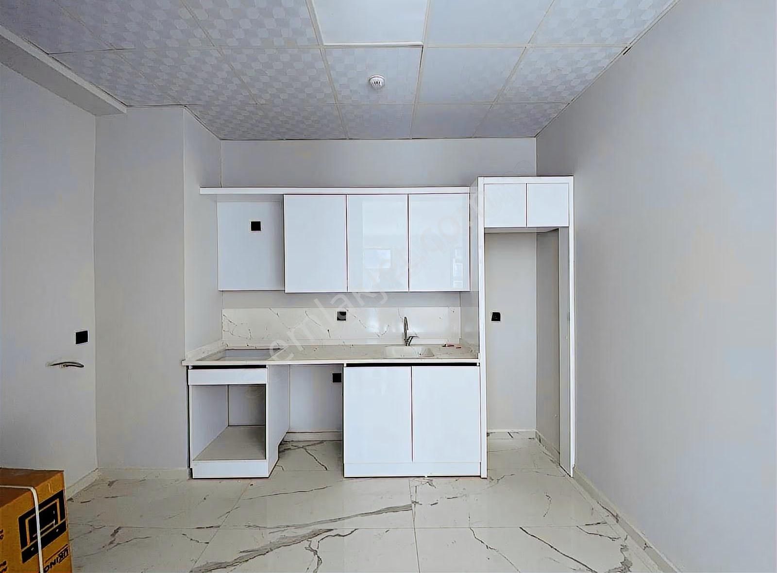 Güvenevler Mah'de Afm Plazada 90 M² Satılık Sıfır Büro&ofis - Görsel 28