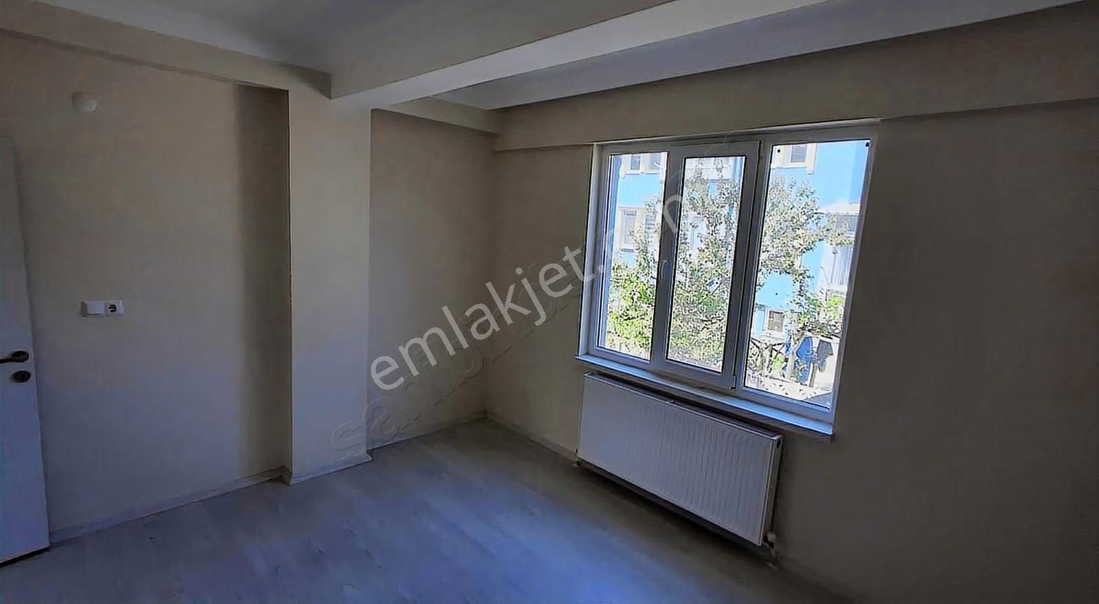 Satılık 4+1 Lüks Daire Selçuklu Uydukent Bahçeli Kilerli Yeni - Görsel 2