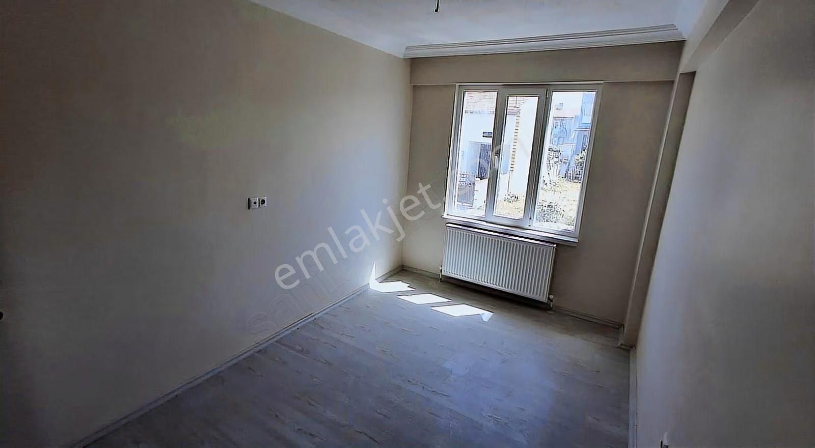 Satılık 4+1 Lüks Daire Selçuklu Uydukent Bahçeli Kilerli Yeni - Görsel 13