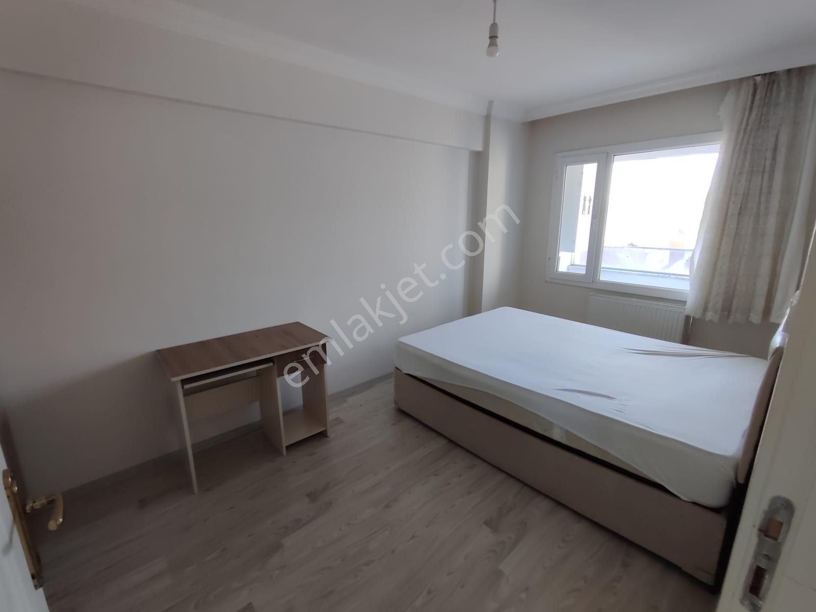 Öğrenciye, Memura Ve Emekliye 2+1 Kiralık Daire - Görsel 6