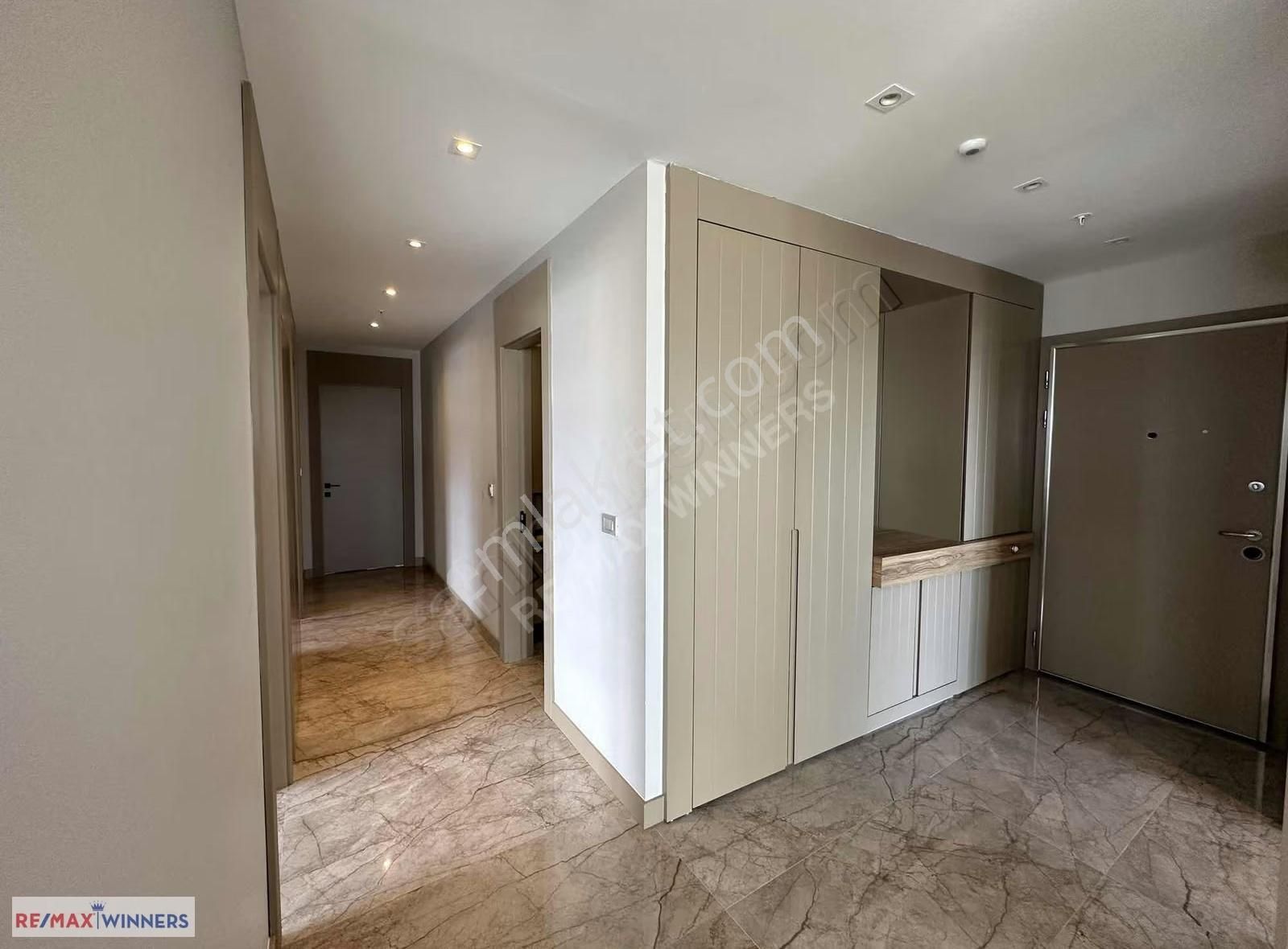 Terra Manzara'da Deniz Manzaralı Eşyalı 3+1 Kiralık Daire - Görsel 16