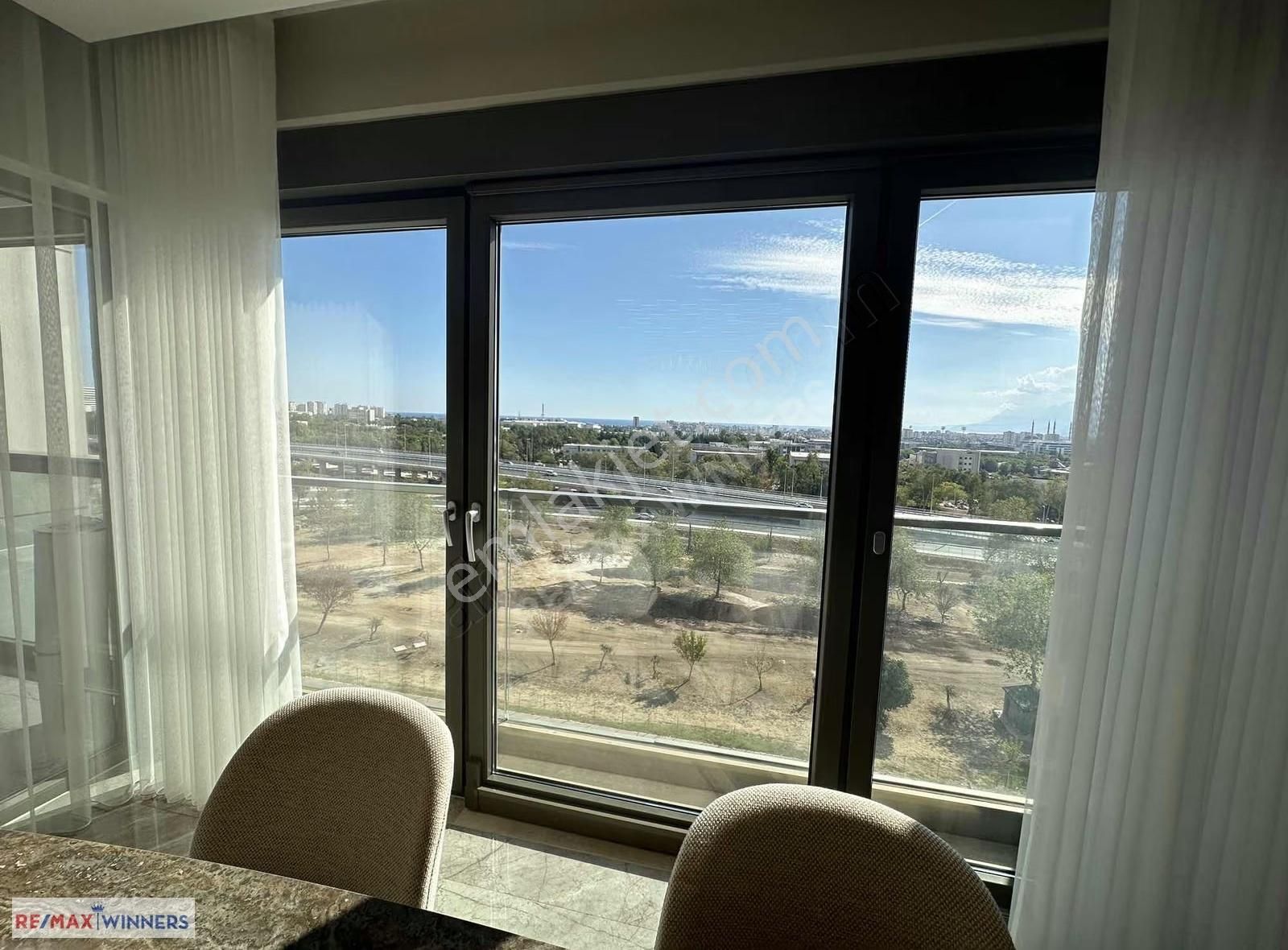 Terra Manzara'da Deniz Manzaralı Eşyalı 3+1 Kiralık Daire - Görsel 20