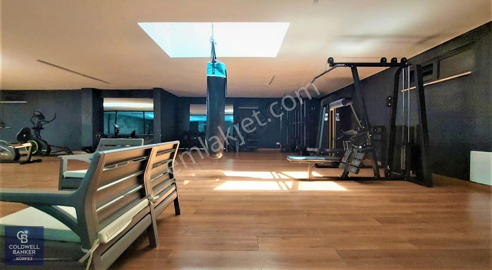 Edremit'in En Gözde Sitesinde 3+1 Ara Kat Ultra Lüks Kiralık - Görsel 8