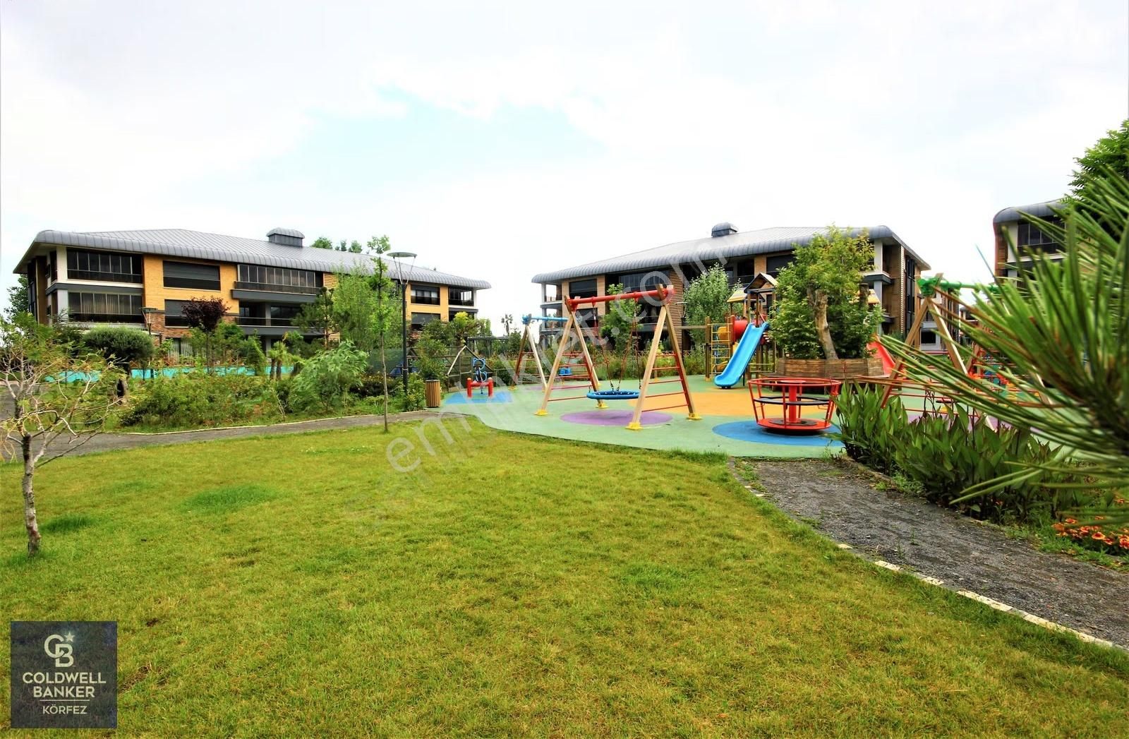 Edremit'in En Gözde Sitesinde 3+1 Ara Kat Ultra Lüks Kiralık - Görsel 21