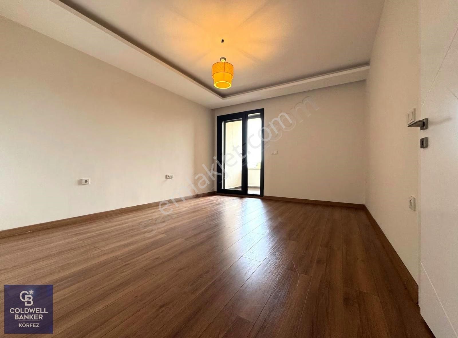 Edremit'in En Gözde Sitesinde 3+1 Ara Kat Ultra Lüks Kiralık - Görsel 13