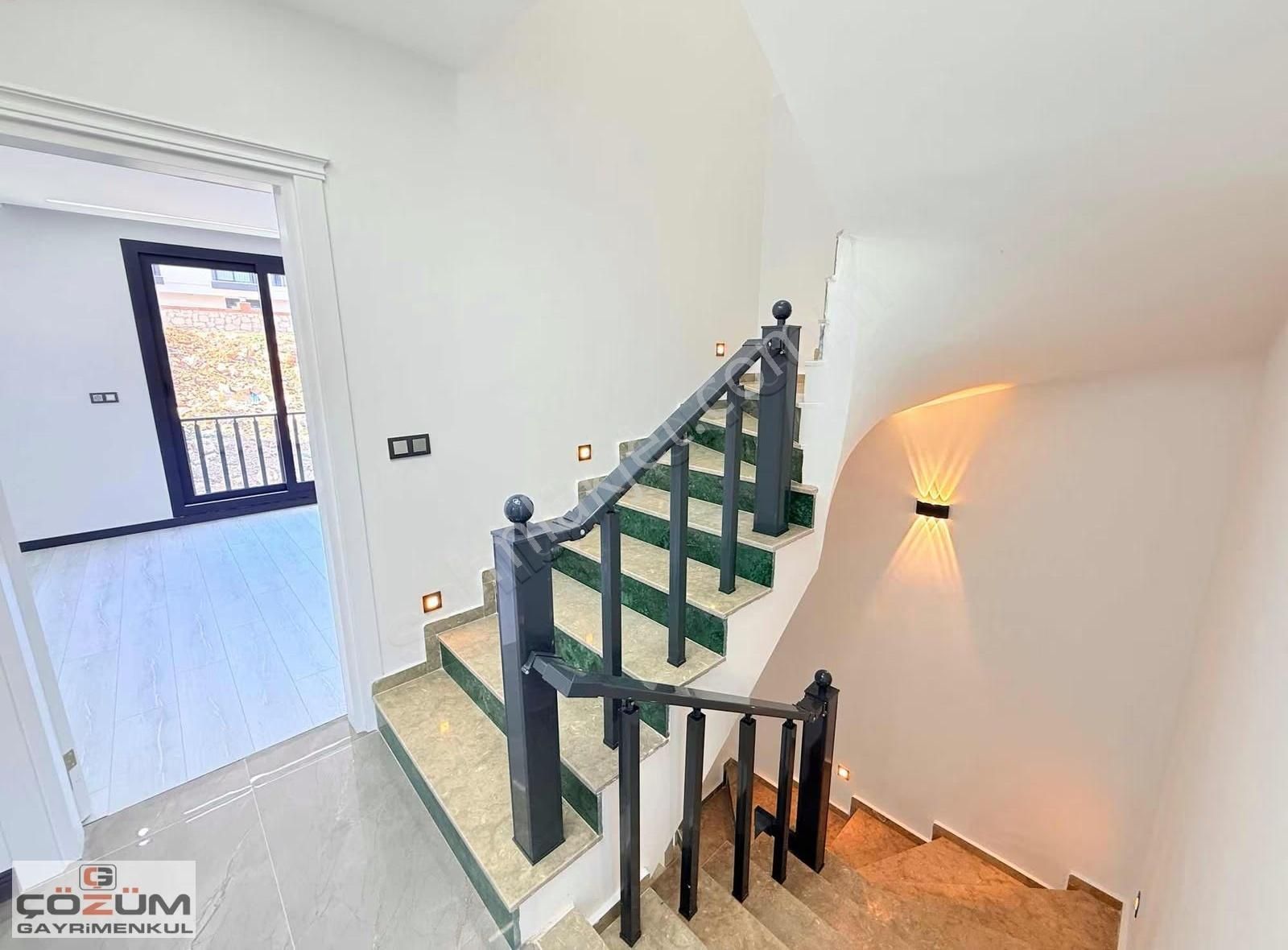 Didim Hisar'da Muhteşem Doğa Manzarasına Sahip 4+1 Havuzlu Villa - Görsel 21