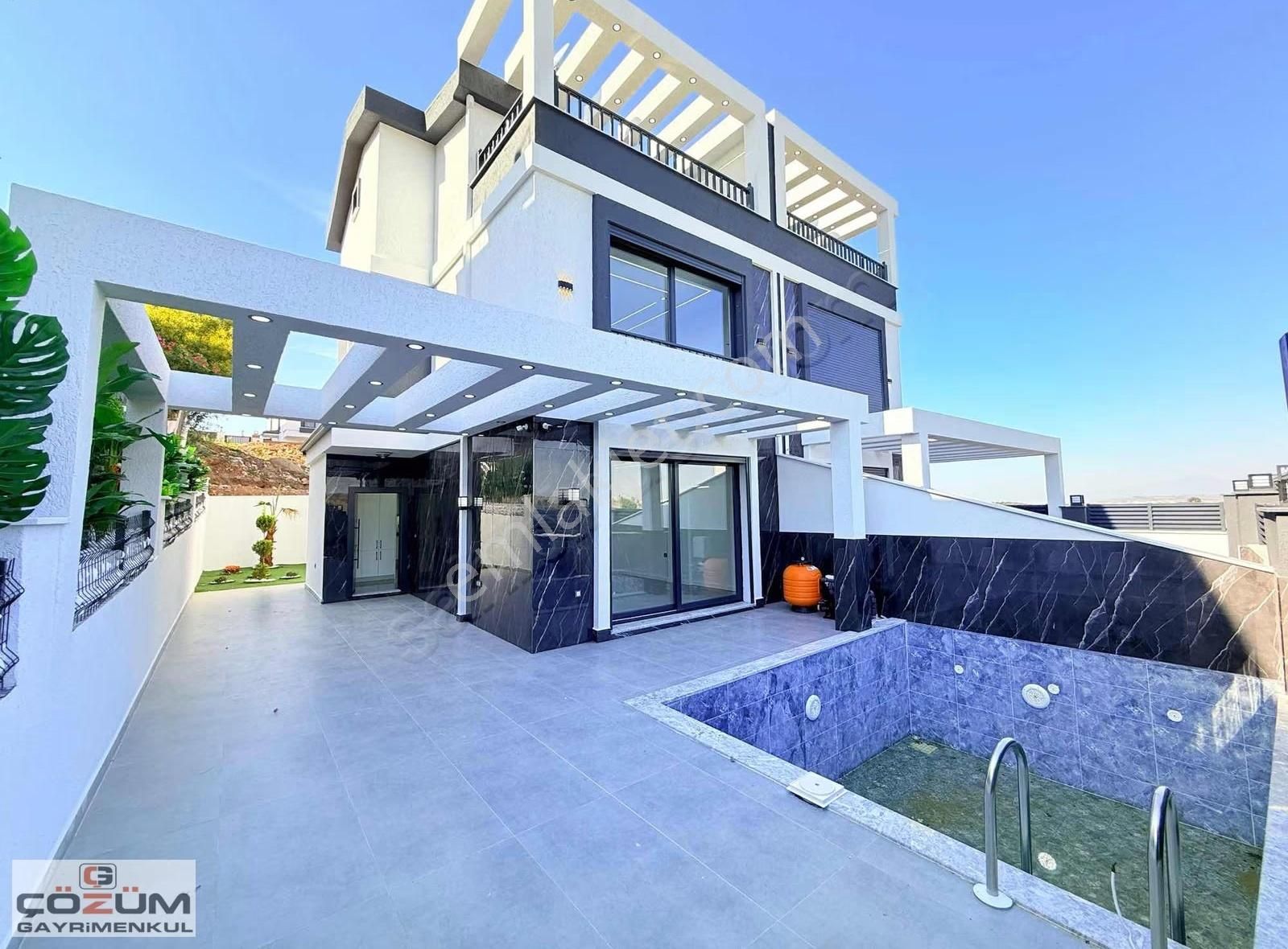 Didim Hisar'da Muhteşem Doğa Manzarasına Sahip 4+1 Havuzlu Villa - Görsel 15