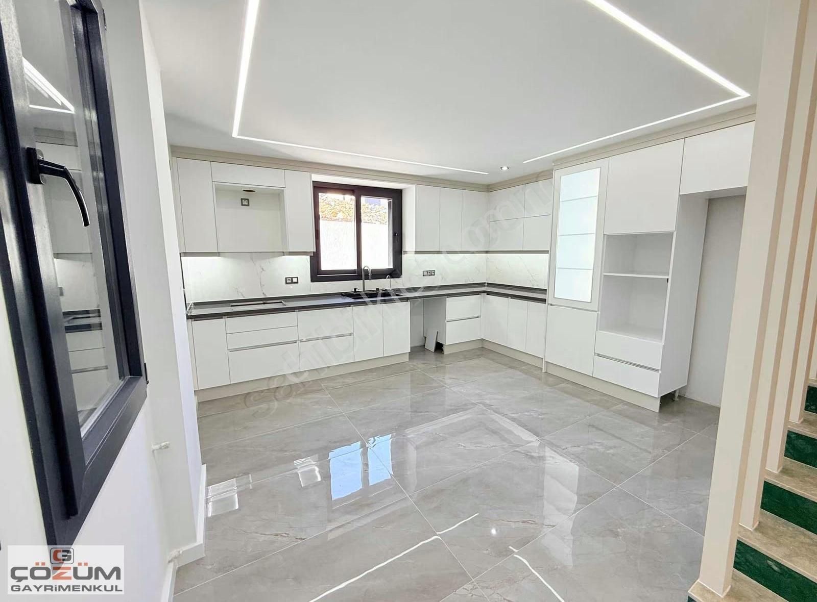 Didim Hisar'da Muhteşem Doğa Manzarasına Sahip 4+1 Havuzlu Villa - Görsel 11